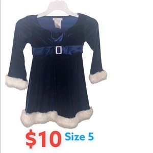 Size 5, beautiful used Christmas girl dress!!!
